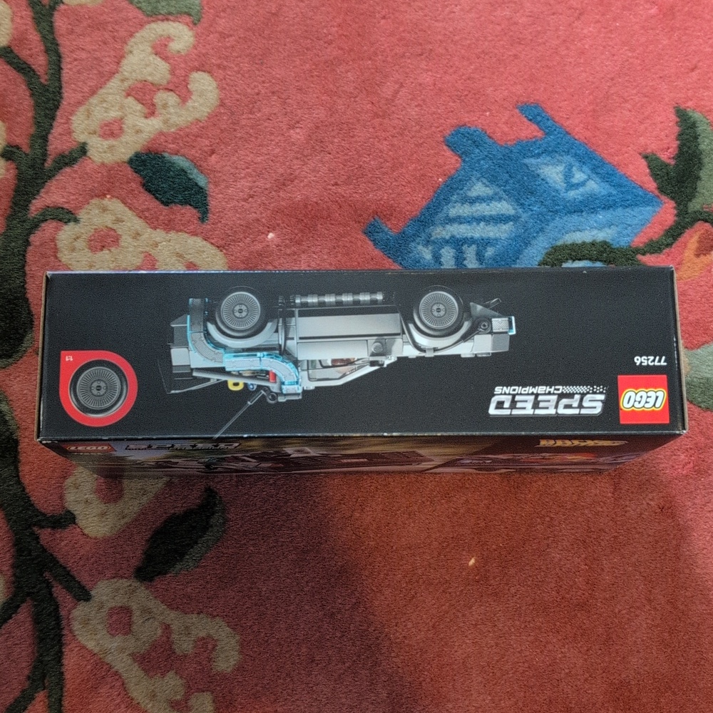 NWT LEGO #77256 Time Machine from Back to the Future - Picture 4 of 7
